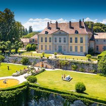 Ein Schloss, viele verschiedene Gärten und ein stilvolles Café: Vullierens ist ein Ort zum Verweilen und Wiederkommen. Nicht nur für Gartenfans.