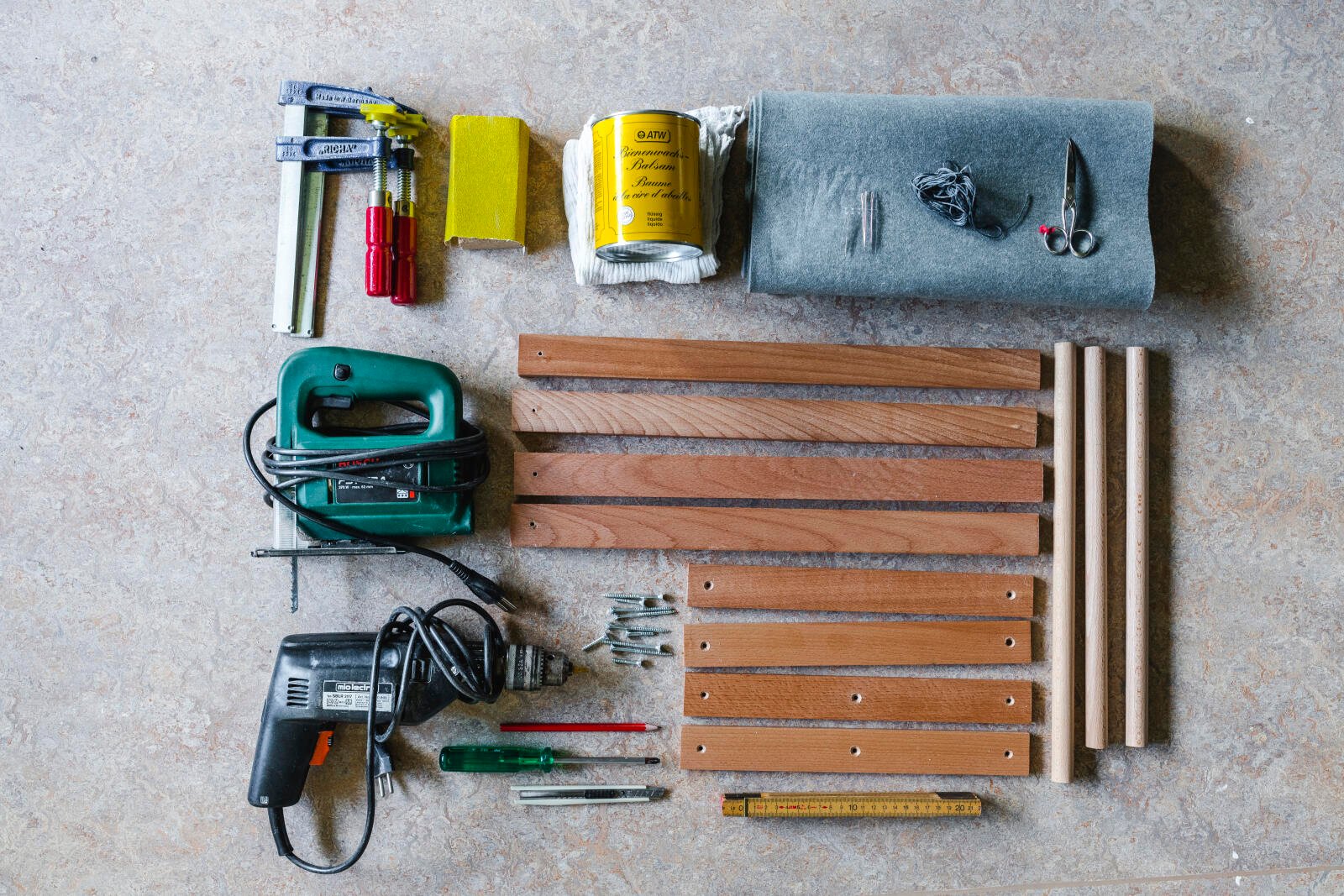 Sandra Dangel Zeitungsständer Materialliste